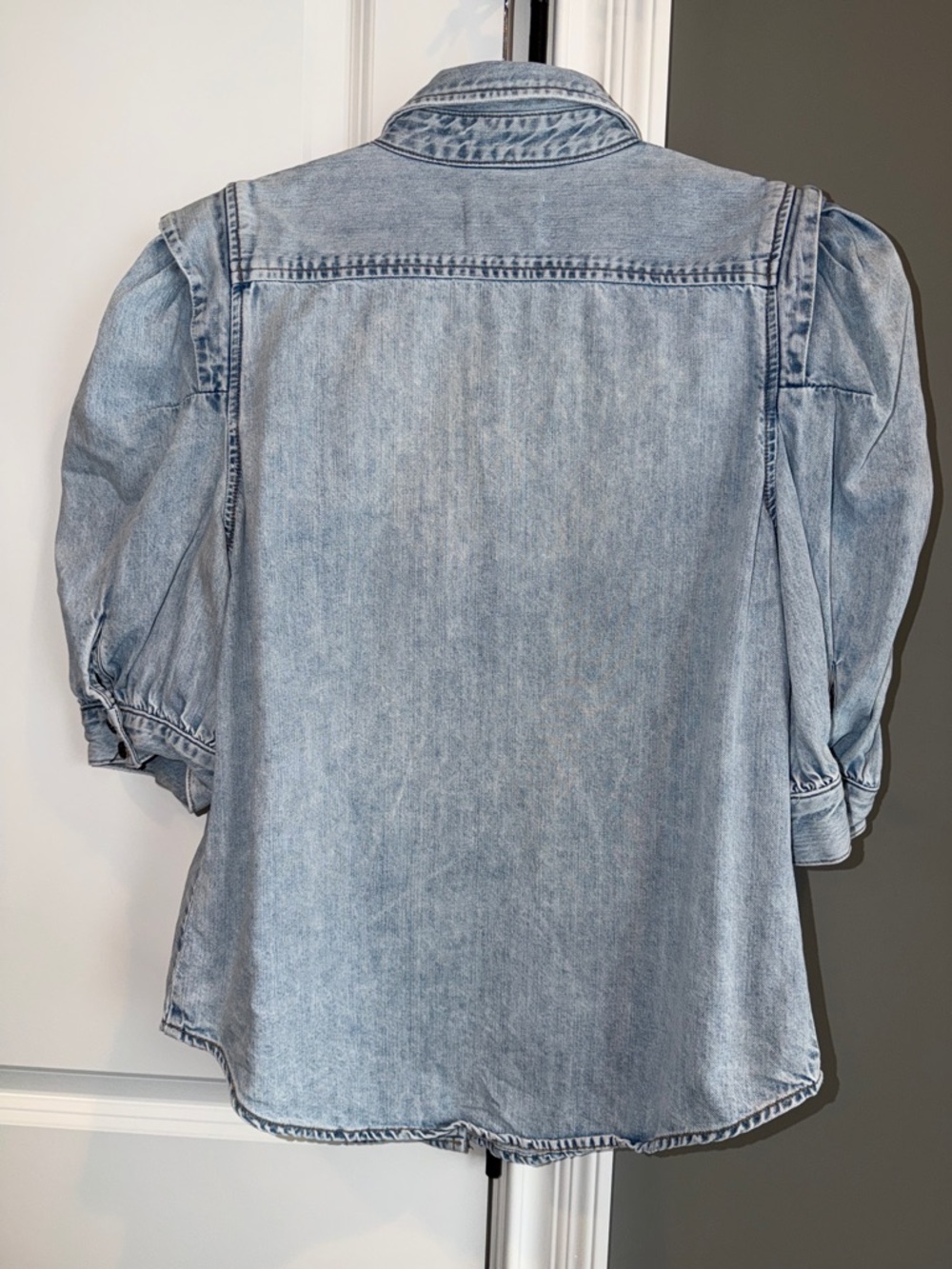 Frame Denim Light Blue Denim Puff-Sleeve Button-Up Shirt - Picture 2 of 2